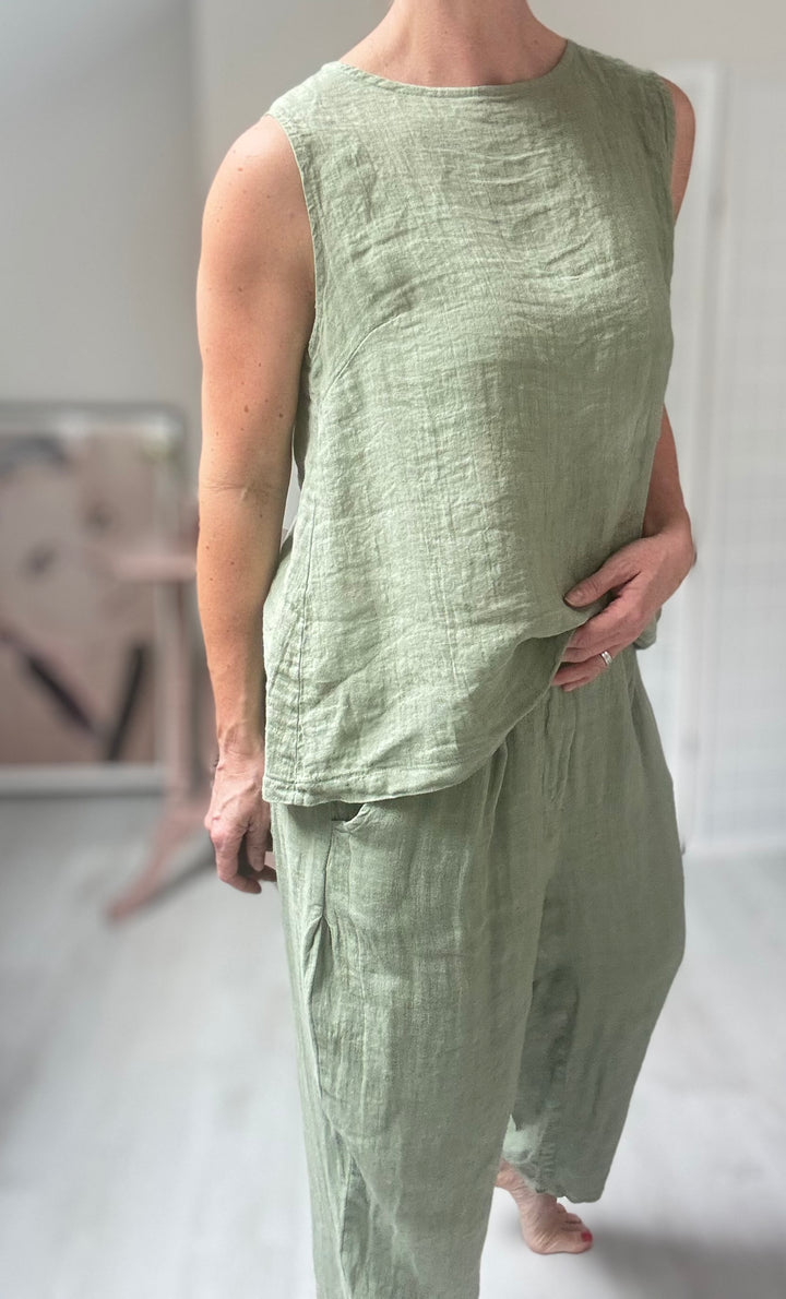 Studio Clothing Linen Button Back Top